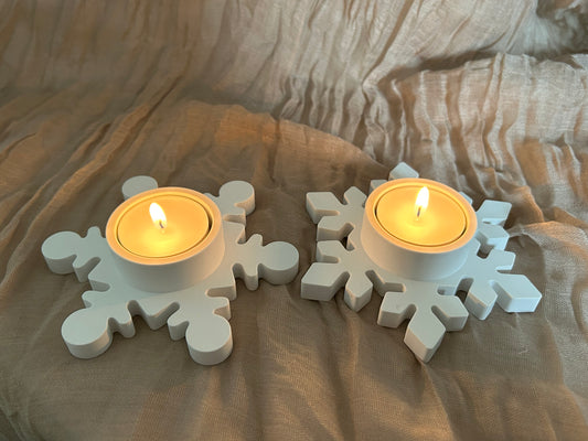 Weihnachtliche Teelichthalter